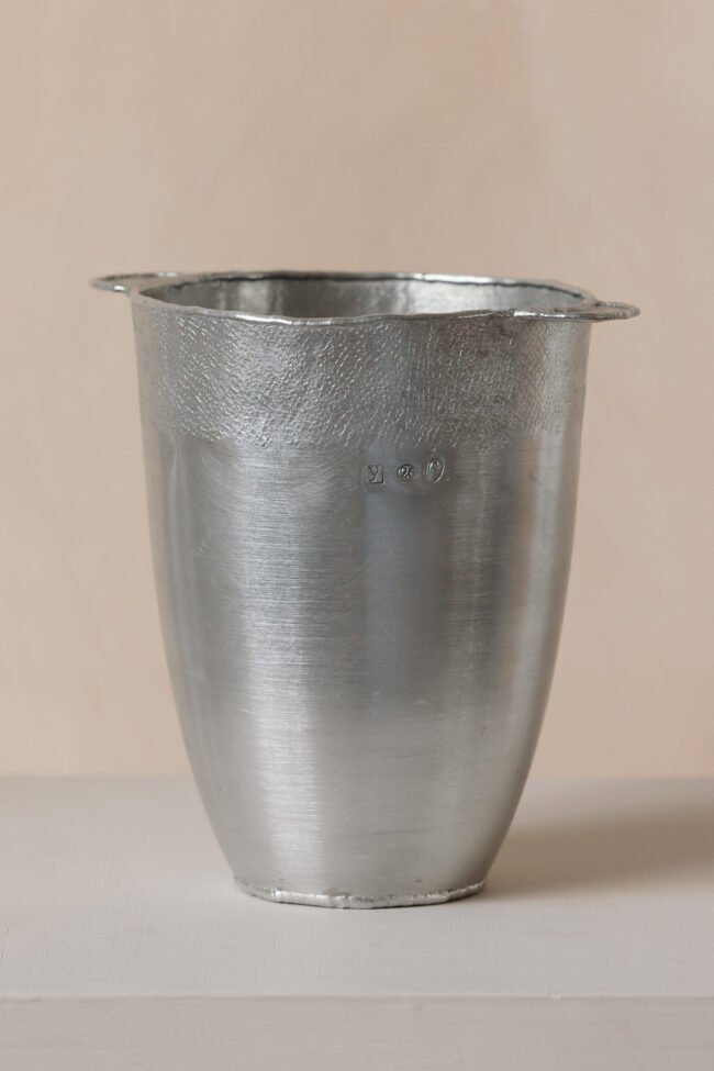 Bucket S